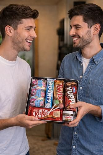 Caja Regalo Chocolates Variados – KitKat, Twix, Bounty, Nutella, Chuches Más | Cesta Dulce Surtida con Chuches y Snacks Gusanitos | Regalo Original para Cumpleaños, Navidad, San Valentín|B0GXB95GJC