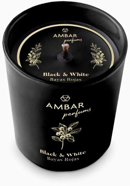 Ambar Perfums Vela Perfumada Black & White Bayas Rojas – Aroma Dulce para Hogar sin Alcohol – Hasta 45 Días de Fragancia – 125 g – Pack de 4 Velas